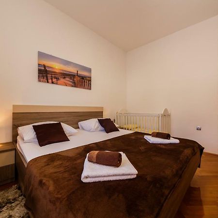 Apartments Josip Trogir Exterior foto