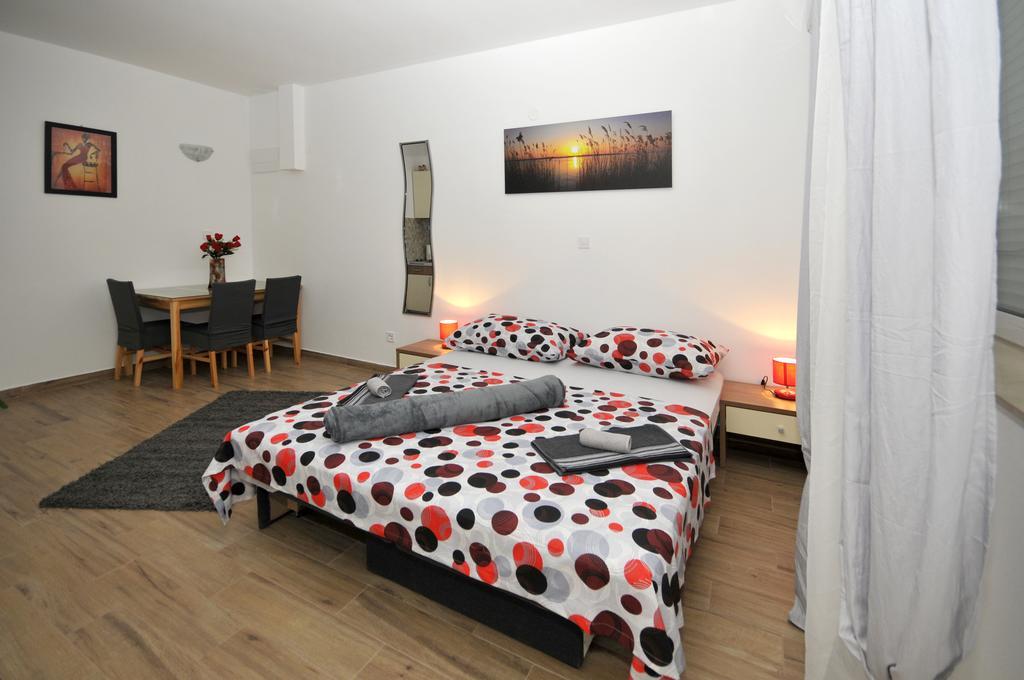 Apartments Josip Trogir Zimmer foto