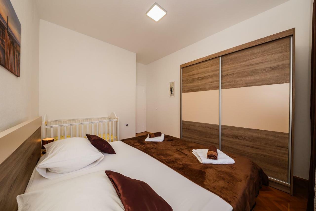 Apartments Josip Trogir Exterior foto