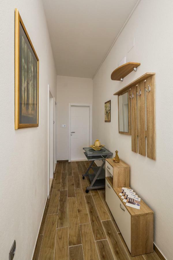 Apartments Josip Trogir Exterior foto