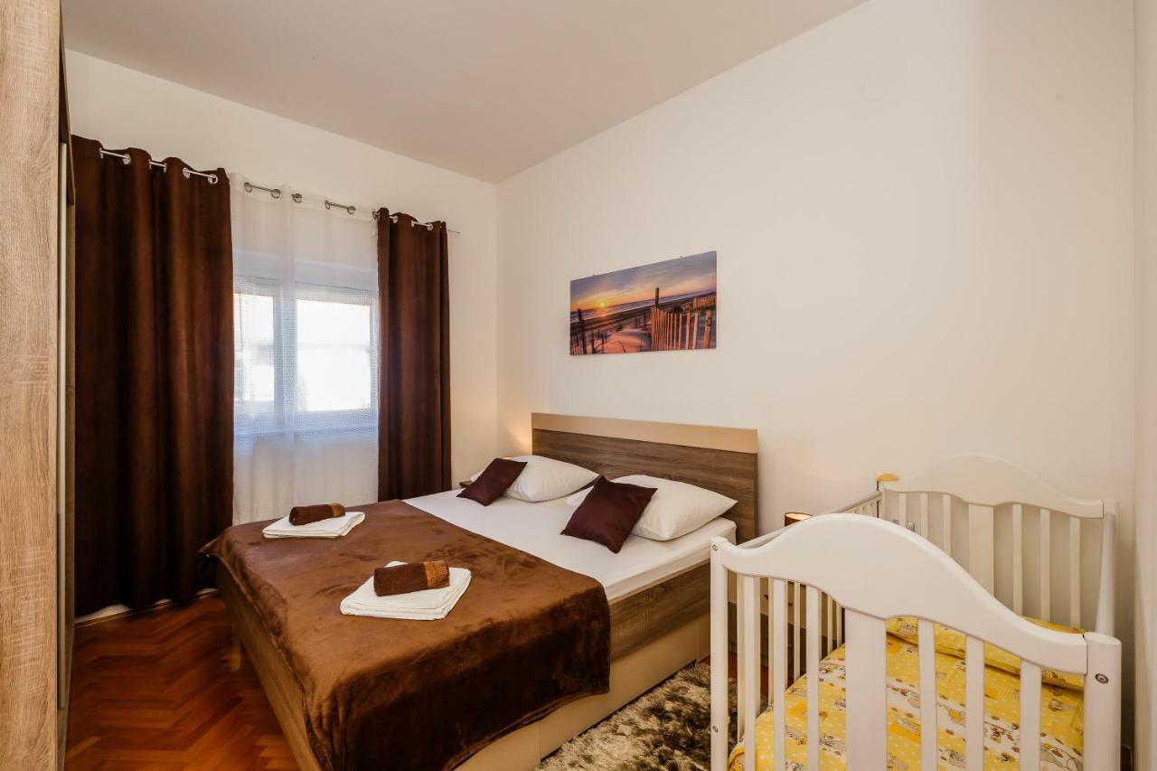 Apartments Josip Trogir Exterior foto